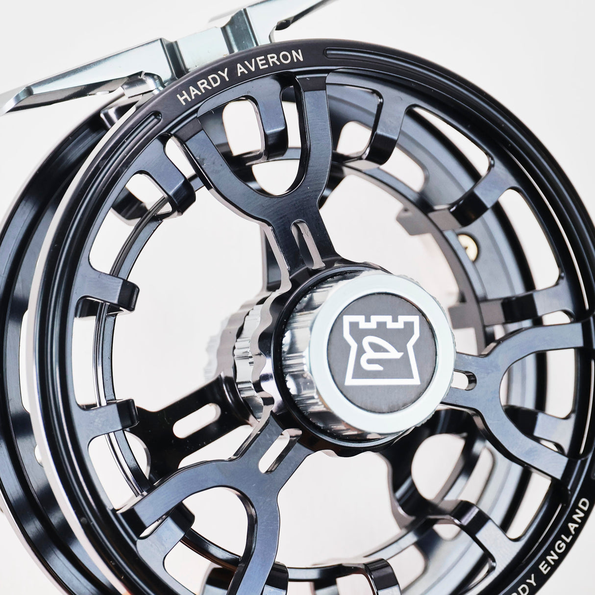 Hardy Averon 3000 in Like New condition