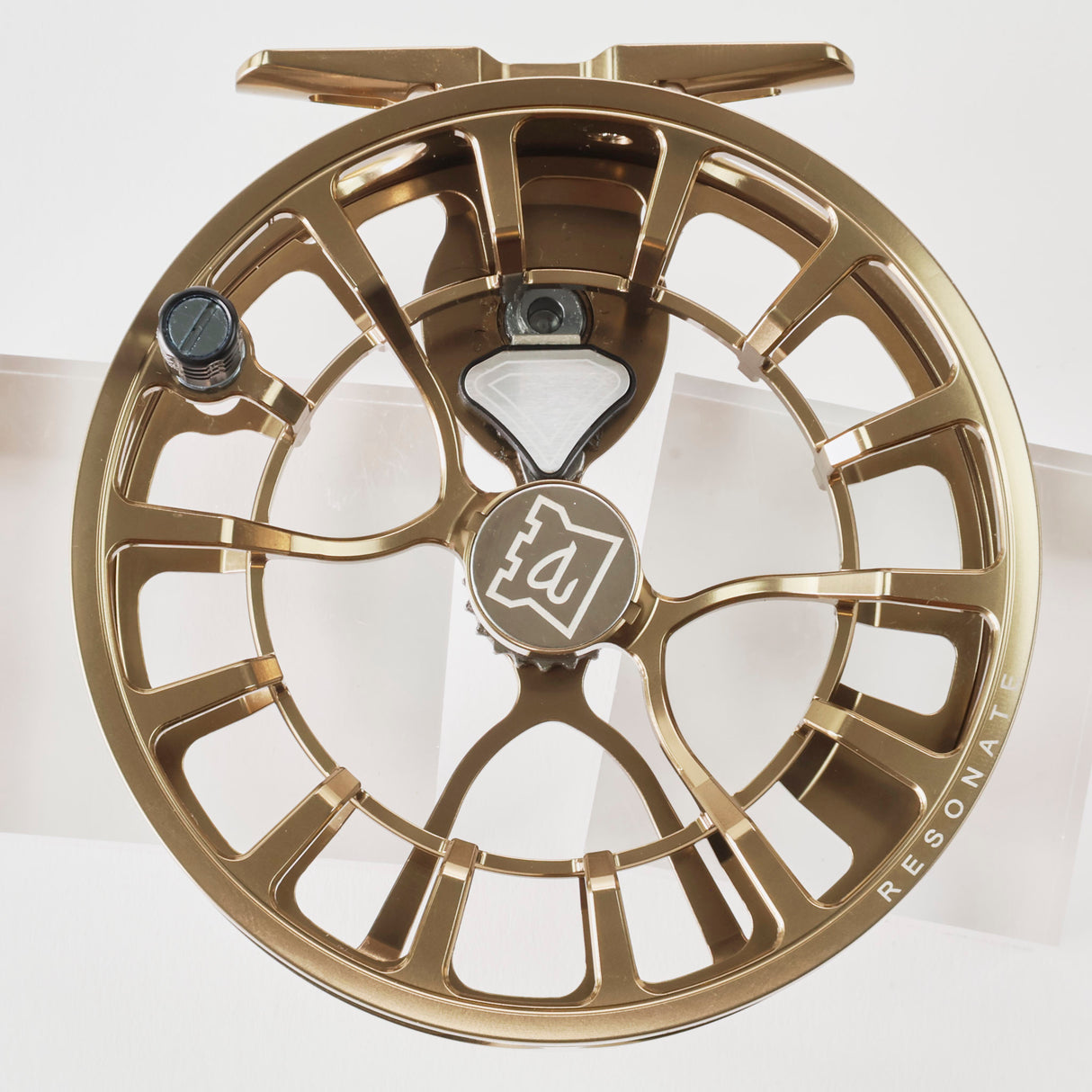 Hardy Resonate 4000 in Like New condition