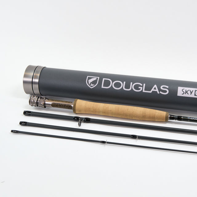 Douglas Sky G 590-4 in Like New condition